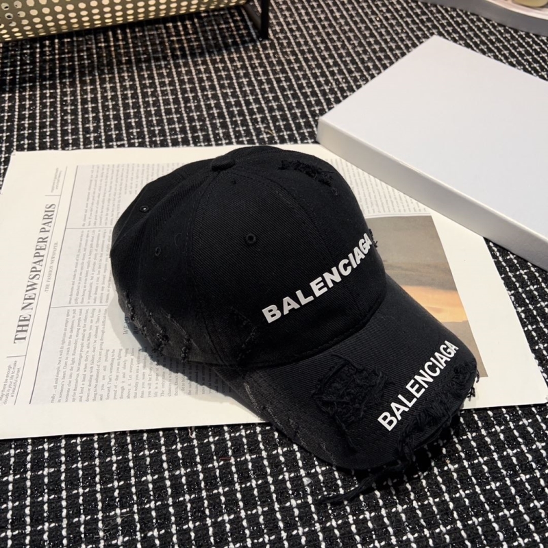 BALENCIAGA